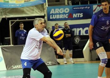 O ΑΟΠ Κηφισιάς τίμησε τον Γιώργο Καπέλλα για την πολυετή προσφορά του