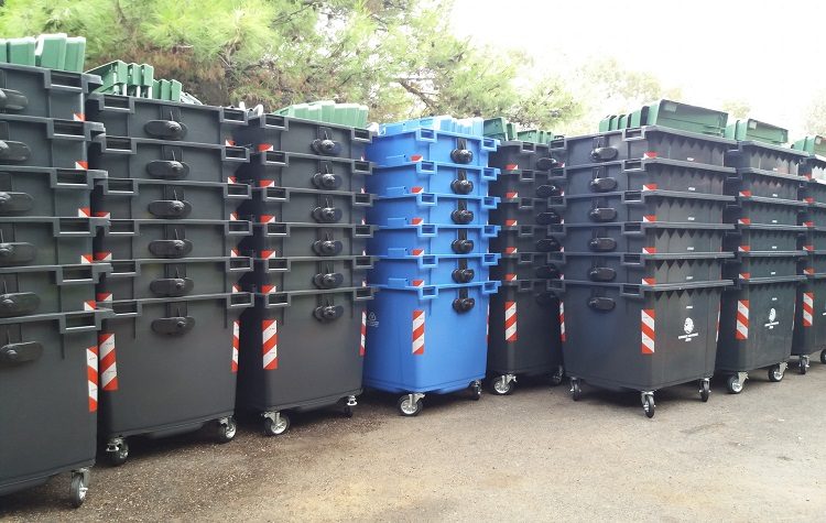 Αντικαθίστανται οι κάδοι απορριμμάτων σε Κηφισιά, Νέα Ερυθραία, Εκάλη