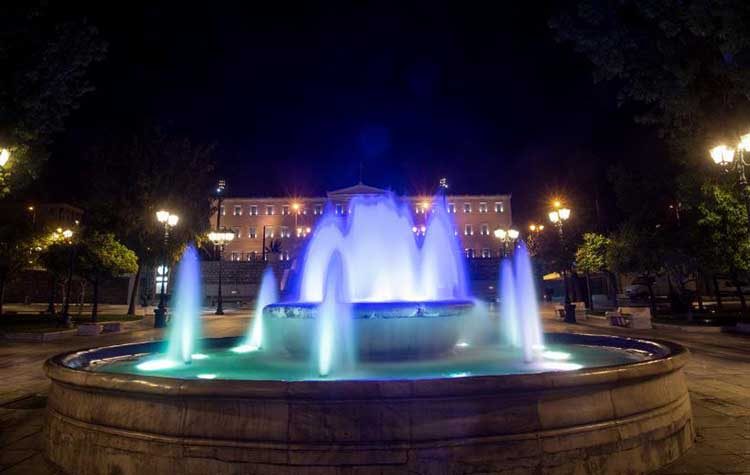 Lockdown: Αγωνία για την αγορά