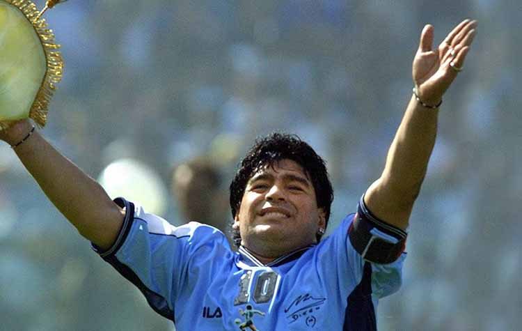 ΚΚΕ για Μαραντόνα: «Έφυγε» ο Ντιέγκο! Ένας λάτρης του ποδοσφαίρου και του δίκιου!»