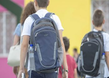 ΚΚΕ: «Τα σχολεία πρέπει να είναι ανοιχτά και να λειτουργούν με όλους τους όρους προστασίας»