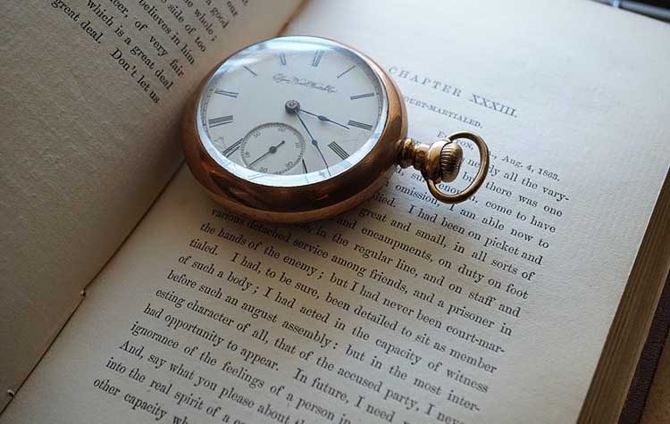 «Η λογοτεχνία στο χρόνο και ο χρόνος στη λογοτεχνία»