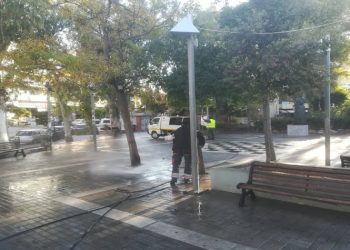 Νέος καθαρισμός και απολύμανση στην πλατεία Αλεξανδρή (Γαρδένια)