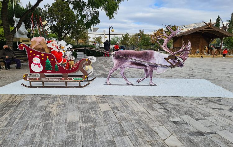 Ο Άγιος Βασίλης προσγειώθηκε στον Δήμο