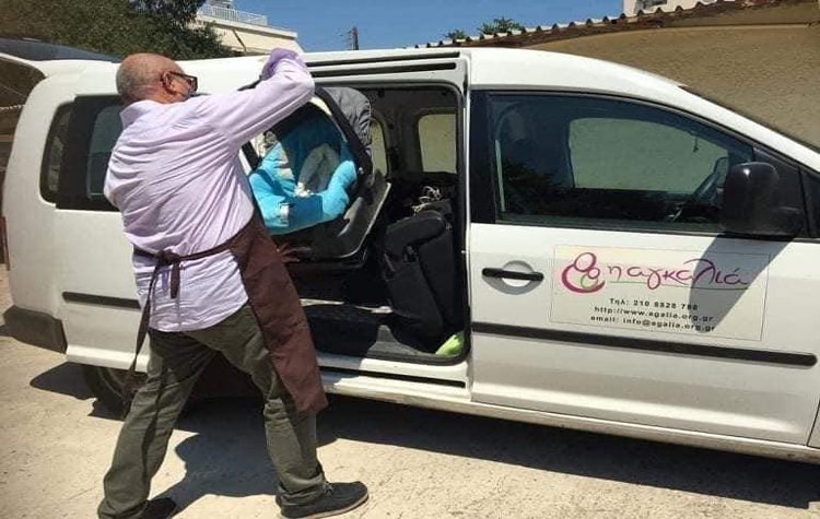 Εύσημα από τον Γιάννη Κωνσταντάτο στο Σώμα Εθελοντών της πόλης