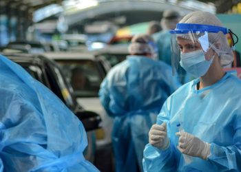 Δωρεάν τεστ του ΕΟΔΥ για τον κορωνοϊό στην παραλία Αλίμου