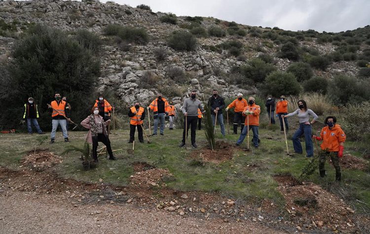 Γιάννης Κωνσταντάτος: «Πρασινίζουμε τον Υμηττό μας»