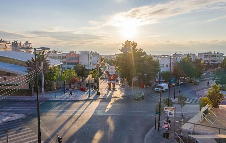 Γ. Παπανικολάου: «Ο Αη Βασίλης είναι εδώ, για να μας φέρει υγεία και αγάπη»