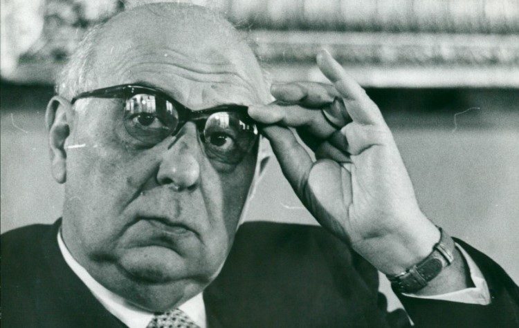 «Νίκη των Πολιτών»: Διαδικτυακός «φόρος τιμής» στον Γιώργο Σεφέρη