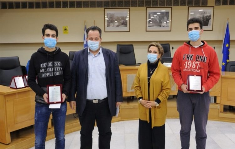 Τα βραβεία Τουραμανόγλου απένειμε ο Γιώργος Χατζηδάκης