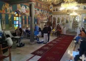 Μεγάλη συμμετοχή νέων στις εθελοντικές αιμοδοσίες της Περιφέρειας Αττικής