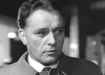 Υπεράνθρωποι και άνθρωποι