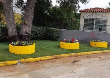 Ομορφαίνει και γεμίζει… χρώμα ο Δήμος