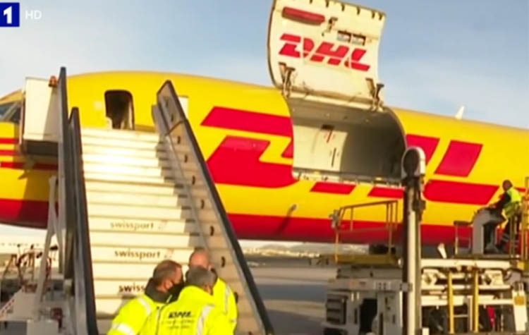 Στην Αθήνα οι 83.850 δόσεις του εμβολίου κατά του κορωνοΐού - Ψηφιακό πιστοποιητικό εμβολιασμού