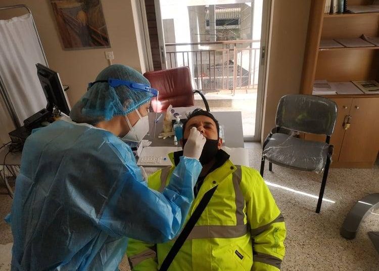 Συνεχίζεται ο μοριακός έλεγχος στους εργαζόμενους του Δήμου