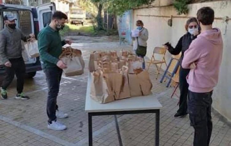 Ξεχωριστό γεύμα αγάπης από τον Δήμο