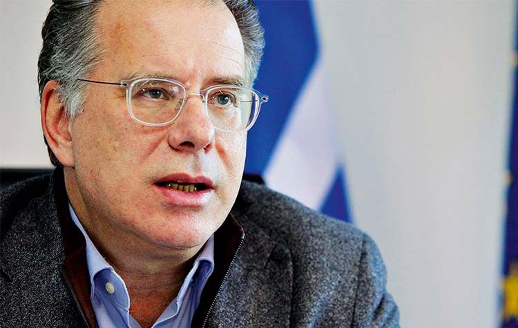 Γιώργος Κουμουτσάκος στην «Α»: «Μείωση μεταναστευτικών ροών 90% - Προώθηση μεταναστών στην Ευρώπη»
