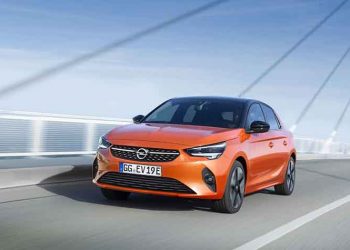 Συναρπαστικές οδηγικές επιδόσεις με τα ηλεκτρικά μοντέλα της Opel