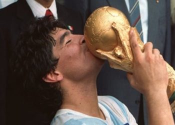 «Ο δικός μας Ντιέγκο»: Άνθρωποι του ερασιτεχνικού ποδοσφαίρου μιλούν στην «Α» για τον Μαραντόνα