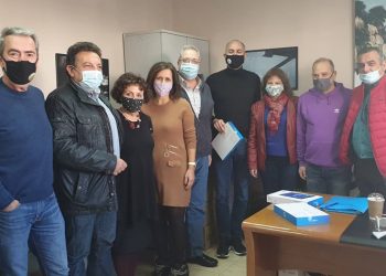 Συνεχίζεται η ενίσχυση των σχολικών μονάδων με tablets από τη Β’ βάθμια Σχολική Επιτροπή