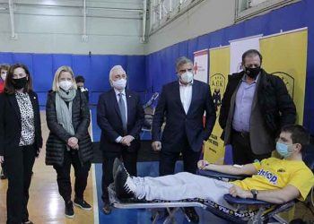 Πραγματοποιήθηκε η εθελοντική αιμοδοσία στο κλειστό του ΟΑΚΑ από Περιφέρεια Αττικής και Ερυθρό Σταυρό