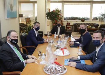 Συνάντηση Πατούλη - Μπακογιάννη για ανάπτυξη και διαχείριση απορριμμάτων