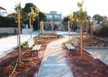 Έτοιμη η νέα πλατεία στο Μορτερό της Νέας Ερυθραίας
