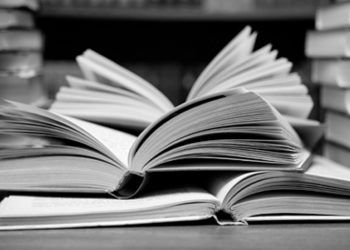 Σημαντική δωρεά του Κ.Ι.Κ.Π.Ε. στη Δημοτική Βιβλιοθήκη