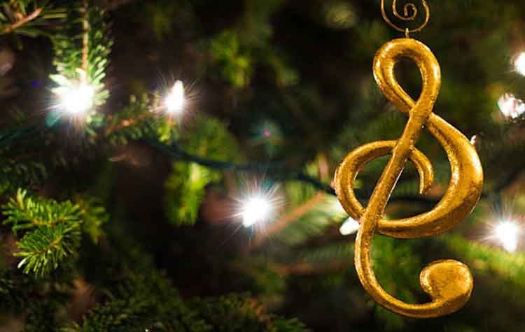 «Η μουσική συναντά το πνεύμα των Χριστουγέννων» στον Δήμο (βίντεο)