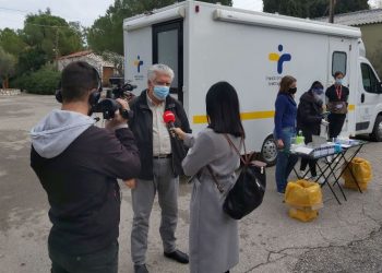 Δείγμα… αρνητικό από τα rapid test του ΕΟΔΥ και την προσέλευση (Φωτογραφίες)