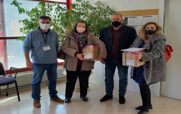 Tablet από τον Δήμο στους διευθυντές των σχολικών μονάδων