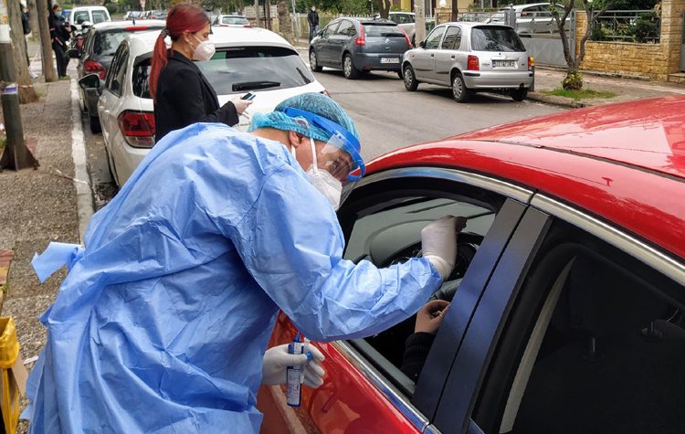 Ολοκληρώθηκαν τα covid rapid tests στο Μοσχάτο