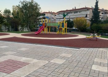 Ανακαινισμένοι οι εσωτερικοί χώροι και τα προαύλια του Δήμου