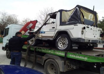 Επιχείρηση απομάκρυνσης των εγκαταλελειμμένων οχημάτων