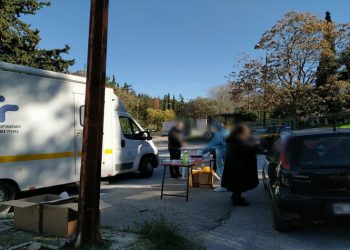 Στα 341 τεστ κορωνοϊού το 1 θετικό