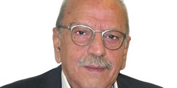 Γ. Διονυσιώτης: «Η πρότασή μας για plexiglass στα θρανία των Δημοτικών έγινε πράξη έστω και καθυστερημένα»