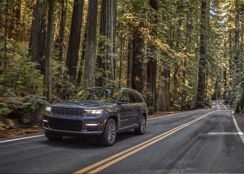 Tο νέο Jeep Grand Cherokee L περνά σε μια νέα εποχή