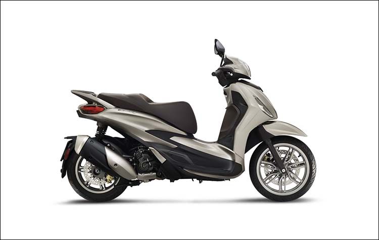 Αποκάλυψη του νέου Piaggio Beverly