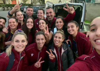 Μήνυμα γεμάτο χαμόγελο από τα κορίτσια της Αθλητικής Ένωσης (Βίντεο)