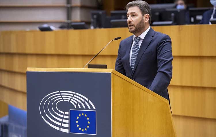 Ανδρουλάκης σε Μπορέλ: «Μην εξελιχθείτε σε Πόντιο Πιλάτο»