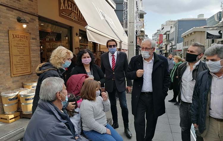 Θ. Αμπατζόγλου: «Είμαστε στο πλευρό του εμπορικού κόσμου του Αμαρουσίου»