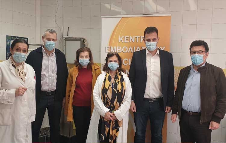 #Ενωμένο Μαρούσι: «Μία και μοναδική αίθουσα εμβολιασμού για τρεις Δήμους»