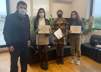O Δήμος βράβευσε τους επιτυχόντες σε Ιδρύματα Τριτοβάθμιας Εκπαίδευσης από τα Λύκεια της πόλης