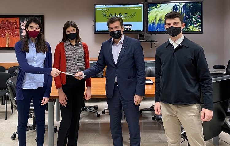 Με μαθητές του ΓΕΛ Φιλοθέης συναντήθηκε ο Δημήτρης Γαλάνης