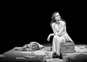 «Για την Ελένη» του Μάνου Καρατζογιάννη με την Μαρία Κίτσου