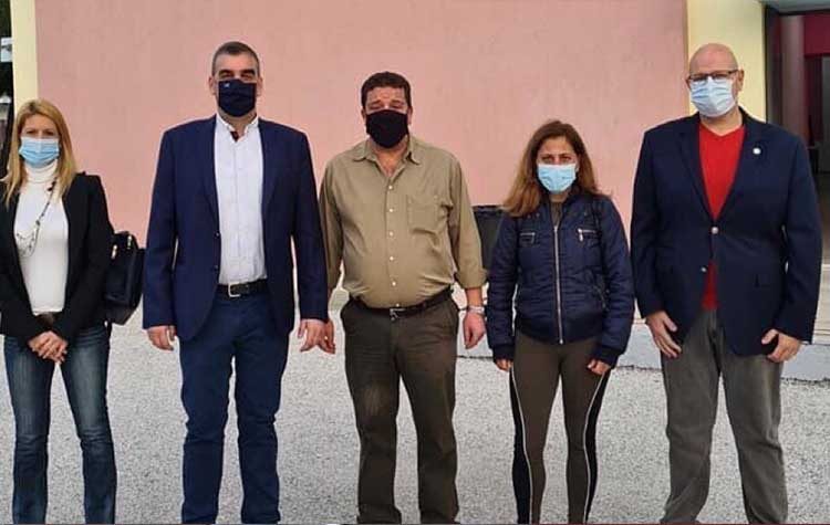 Επίσκεψη δημάρχου στο 8ο δημοτικό σχολείο Αργυρούπολης