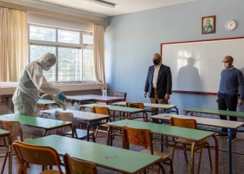 Απολυμάνσεις σε Γυμνάσια και Λύκεια του Δήμου