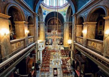 «Όχι» της Ιεράς Συνόδου στην απόφαση της κυβέρνησης: Ανοιχτοί οι ναοί τα Θεοφάνεια