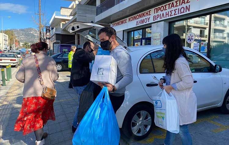 Φάρμακα στο «Άγγιγμα Ζωής» παρέδωσε το Κοινωνικό Φαρμακείο