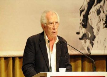 Συλλυπητήρια του ΚΚΕ για τον θάνατο του Μάκη Μαΐλη